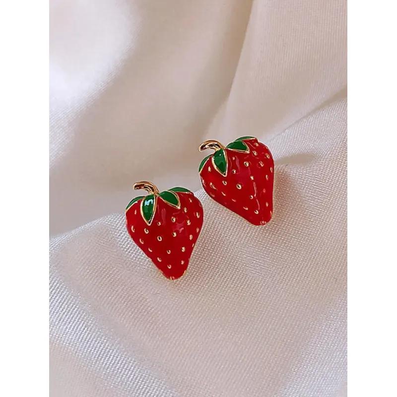 2 fashionable and cute small strawberry earrings for women's daily wear and travel accessories