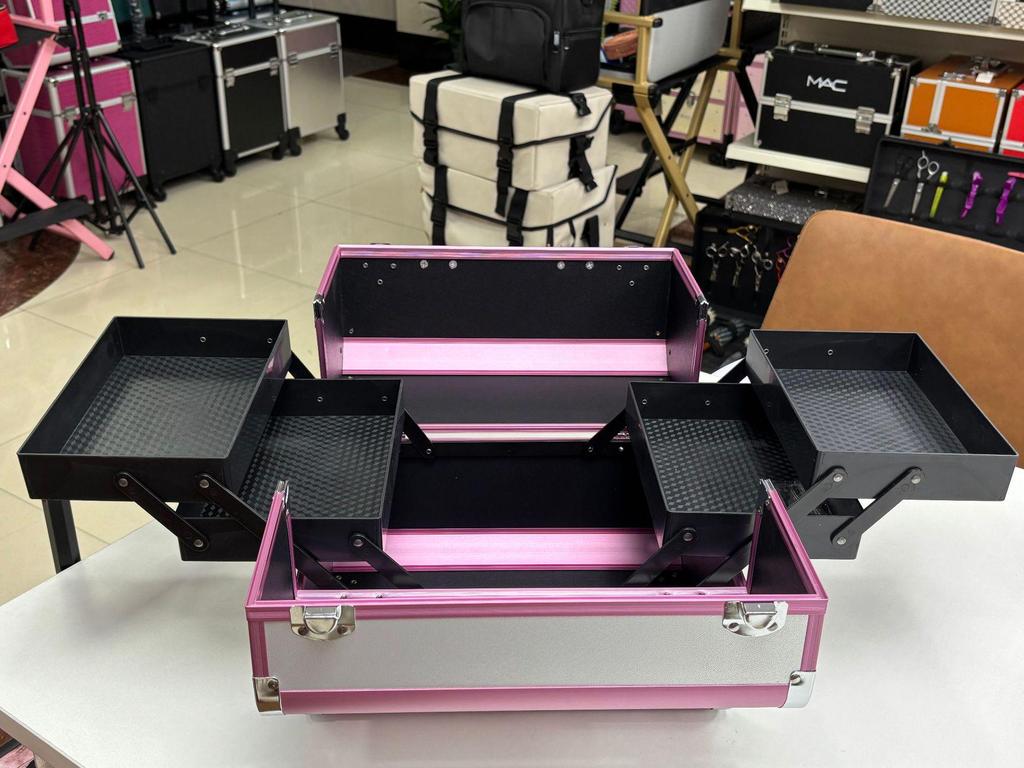 Alüminyum Alaşımlı Profesyonel Makyaj ve Güzellik Alet Çantası