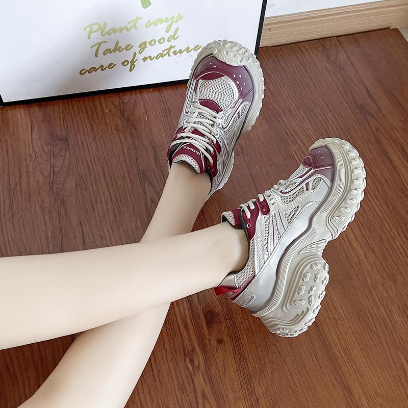 Mode Damen Papa Laufschuh mit dicker Sohle Atmungsaktive Reifensohle Damen Leichte Kleine Weiße Schuhe Neu Frühling Herbst