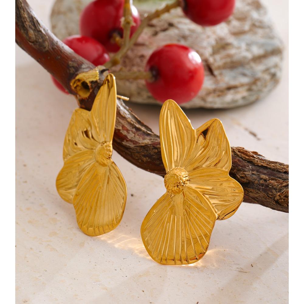 Eetit Stainless Steel Metal Petal Flower Stud Earrings 18K PVD Plated Versatile Daily Attractive Jewelry for Women Gift