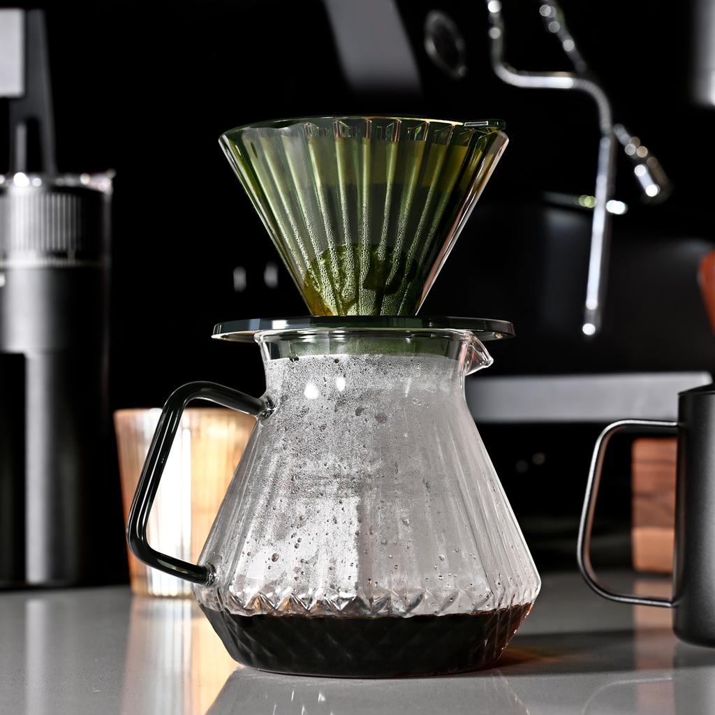 Wielorazowy 1-2 filiżanki V01 Dripper do kawy Żywiczny filtr do kawy do przelewania Barista Parzenie kawy Lejek do kawy Kubek filtrujący Ręczne przelewanie