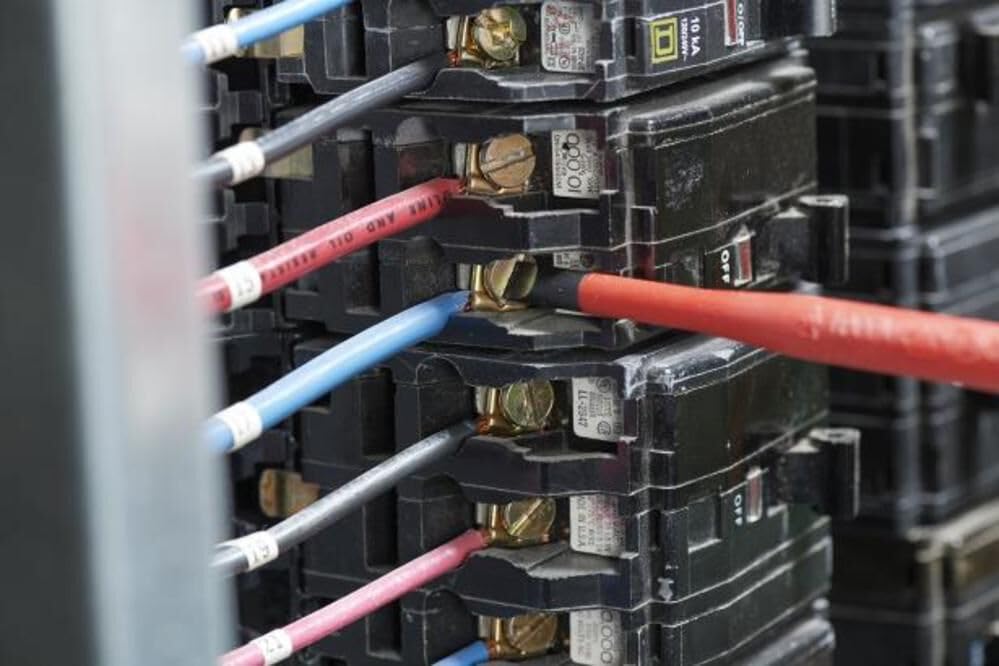 FLUKE ISLS5 Insulated Flathead Screwdriver, 5/32, 4" [Official Japanese Product]