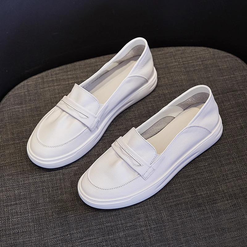 

Кожаные маленькие белые туфли женские новые весенние большая одна педаль большой размер женские туфли универсальные на плоской подошве с мелким вырезом туфли медсестры одинарные 40 белый