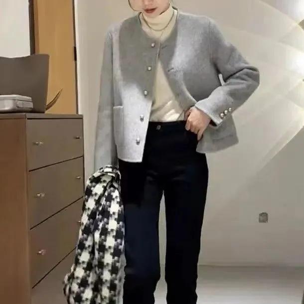 Petite Women's Luxury Double-Sided Wool Coat with Round Neck