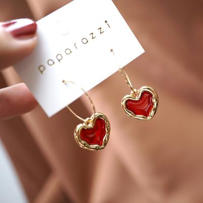 Kadınlar Kırmızı Kalp Vintage Küpe Moda Damla Takı Emaye Metal Küpe Kız Hediyeler Zarif Basit Trendy Takı