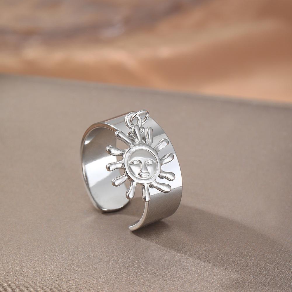 Stainless Steel Smooth Wide Edge Rings for Women Men Punk Gold Color Sun Pendant Open Rings Female Hiphop Party Jewelry Gifts