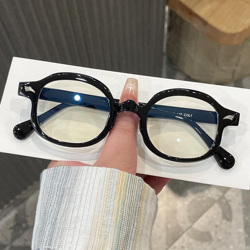 Round Rim Sunglasses Men Vintage Candy Color Outdoor Casual Shades Women New Retro Brand Design Cute Gradient Sun Glasses