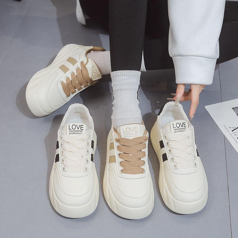 Leather White Shoes Women's Spring and Autumn 2024 New Thick-soled Heightening Bread Shoes Super Fire Versatile Casual Sports Shoes