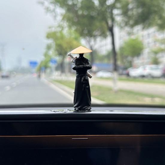 Car Dashboard Ornament Figure Sculpture Waterproof Easy To Clean Dollhouse Statue Office Desk Decoration