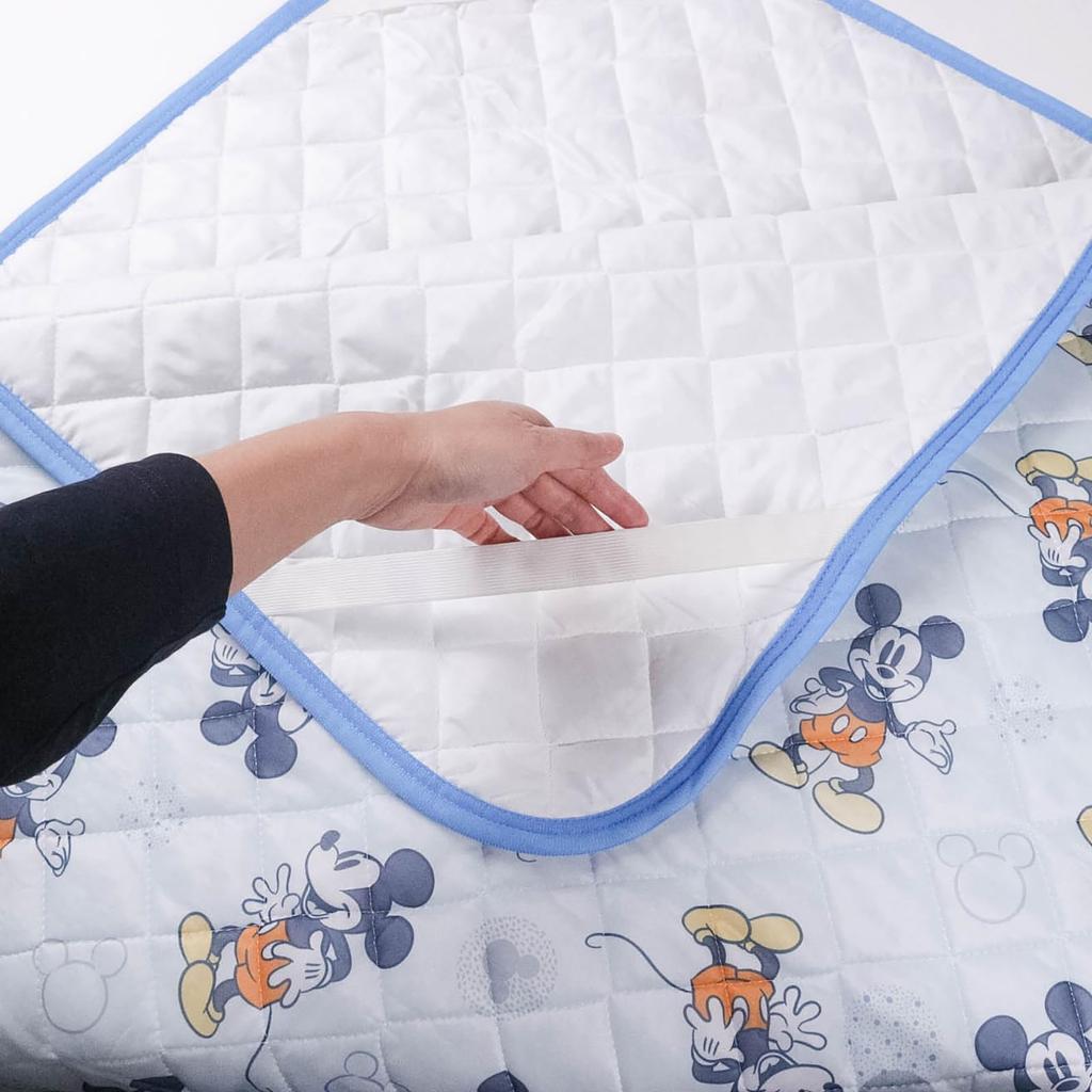 Marushin Disney Mickey Fun Fun Smile Kühlende Matratzenauflage für den Sommer, Charakterdesign für Jungen und Mädchen, Produktnummer: 2125023800