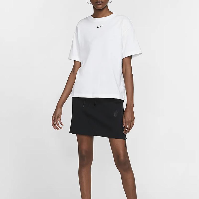 Nike Sportswear Essentials Vyšívané logo Tričko s krátkým rukávem Dámské Topy Bílé CT2587-100