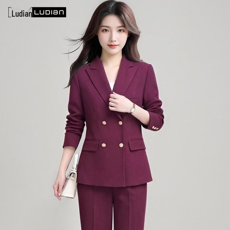Women s Elegant Double-Breasted Blazer 190/108A