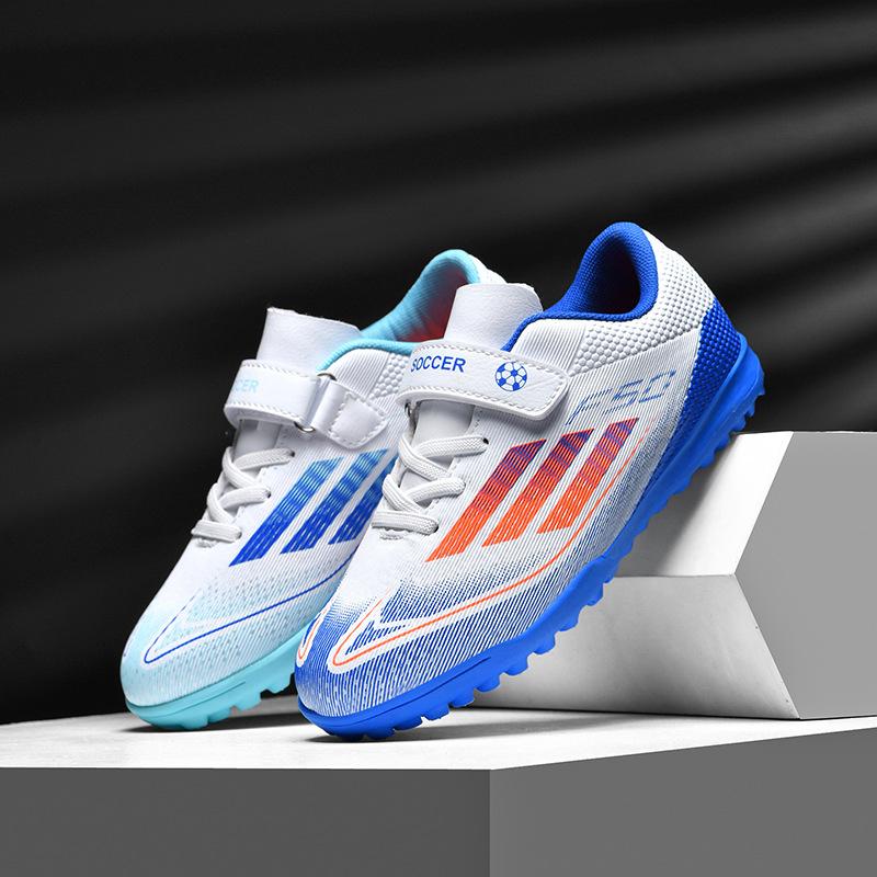 

Genuine boys football shoes, children s broken nails, short nails, Jinjiang shoes, non-slip and breathable, girls middle school and older children 38
