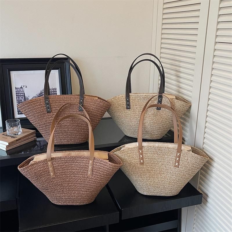 2026 New Straw Bag Women Large Capacity Shoulder Bag Summer Beach Vacation Style Versatile Commuter Women's Handbag Casual Tote
