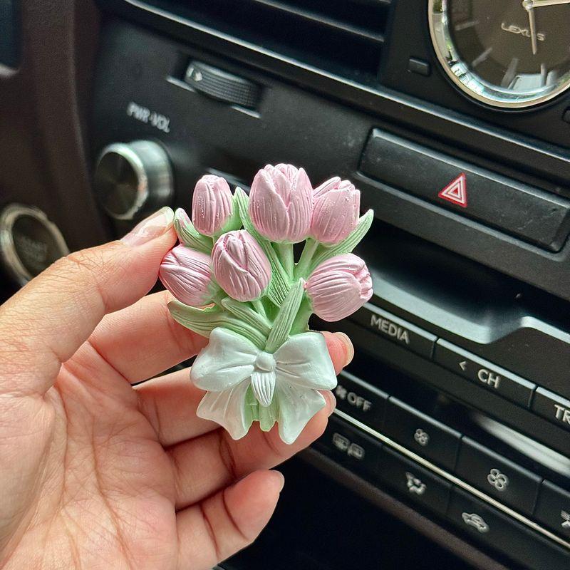 Car Interior Decorations, Car Dashboard Air Vent, Car Fragrance Diffuser, Tulip Aroma Stone Pendant, High-End Feel