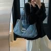 Hong Kong Style Messenger Bag Women's New Fashionable Large-capacity Commuting Versatile Denim Bag Shoulder Bag Simple Chain Bag Tide
