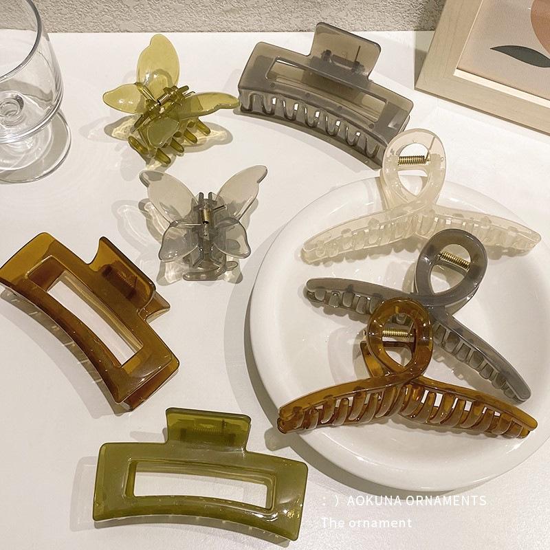 

YHJ Elegant Acrylic Shark Hair Clip for Women