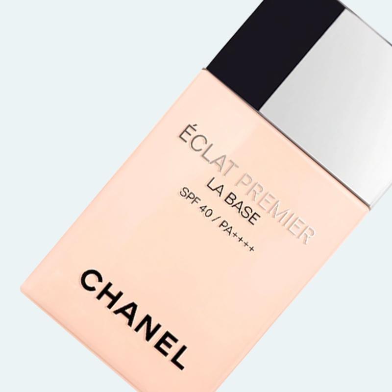 CHANEL Éclat Premier La Base Brightening And Correcting Makeup