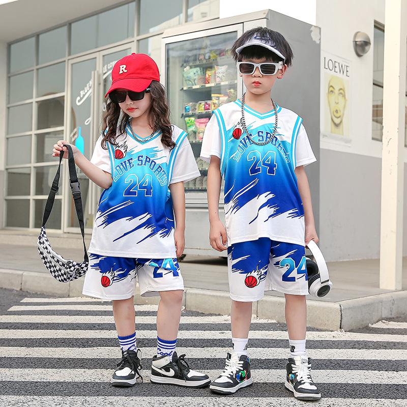 

Детская баскетбольная форма из двух частей: Комплекты летней тренировочной формы с принтом для мальчиков и девочек 16 (90-100 cm)