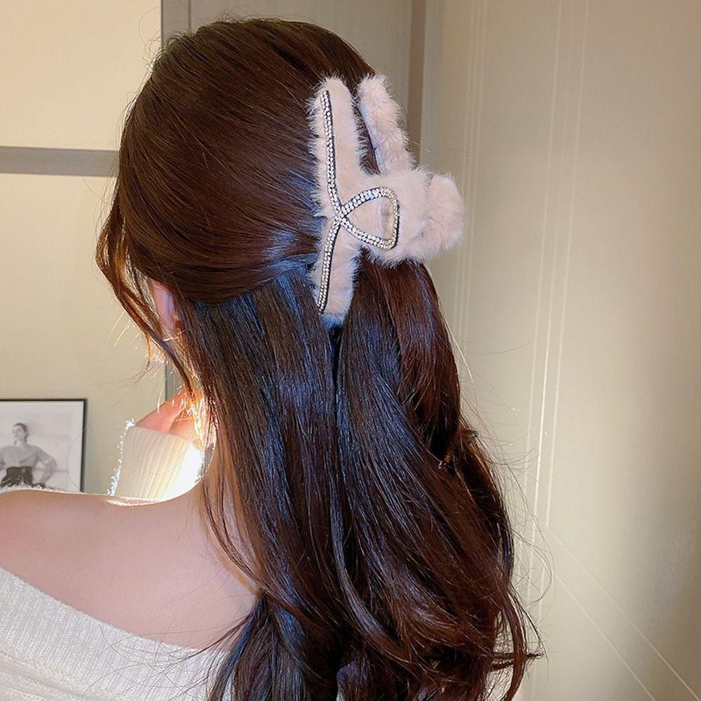 

Осень-зима Кристалл Захват для волос Плюшевый женский зажим для волос Корейский держатель для хвоста Зажим для волос Акула