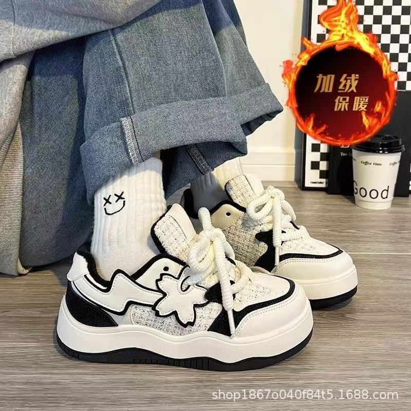 

Fleece platform white shoes women s autumn and winter versatile original niche board shoes students warm two cotton shoes 40