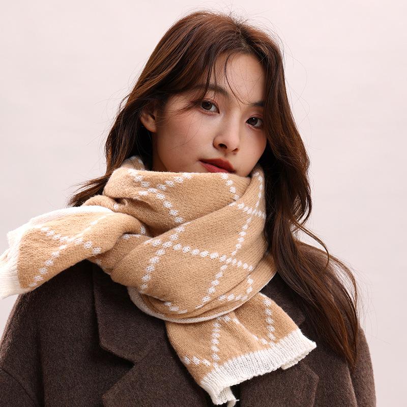 Retro Couple Scarf Women's Winter Thickened Warm High-end Boys Birthday Gift Scarf