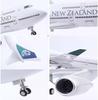 airplane 47cm Air New Zealand B747 1/160 scale Simulation Civil Aviation Aircraft Model With Light and Wheels Collect