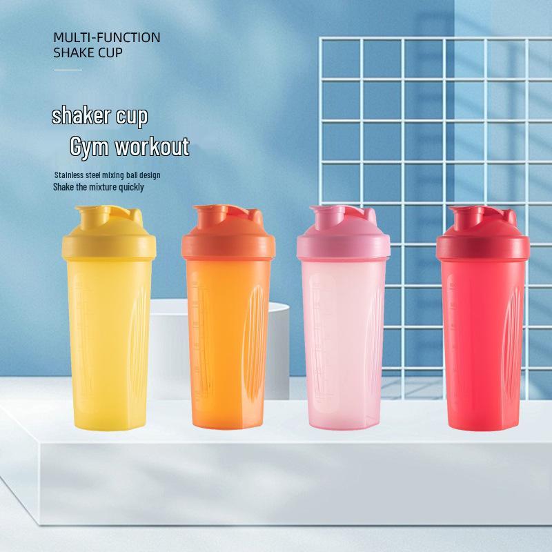 600ml Shakerflasche für Proteinshakes und Smoothies mit Messskala – Anpassbares Logo für Outdoor-Fitness und Sport.