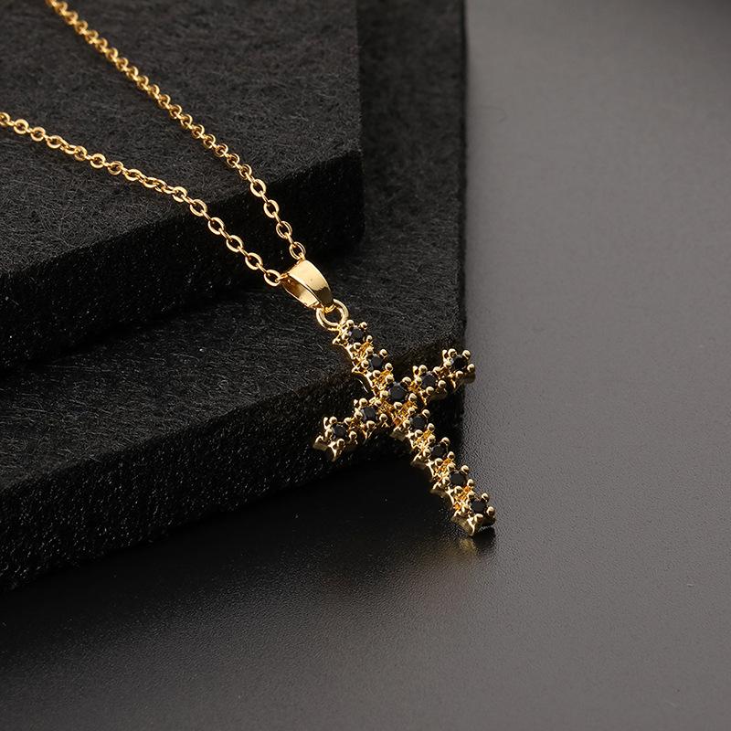 Cross necklace, zircon, European and American necklace, titanium lock chain, Instagram retro punk, personalized pendant, niche design