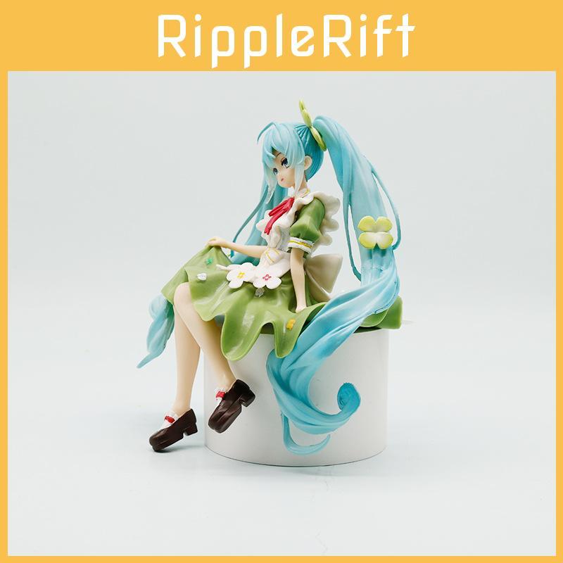Hatsune Miku Pvc Model Ornament With Four Leaf Clover Style For Home Office Desk Ornament
