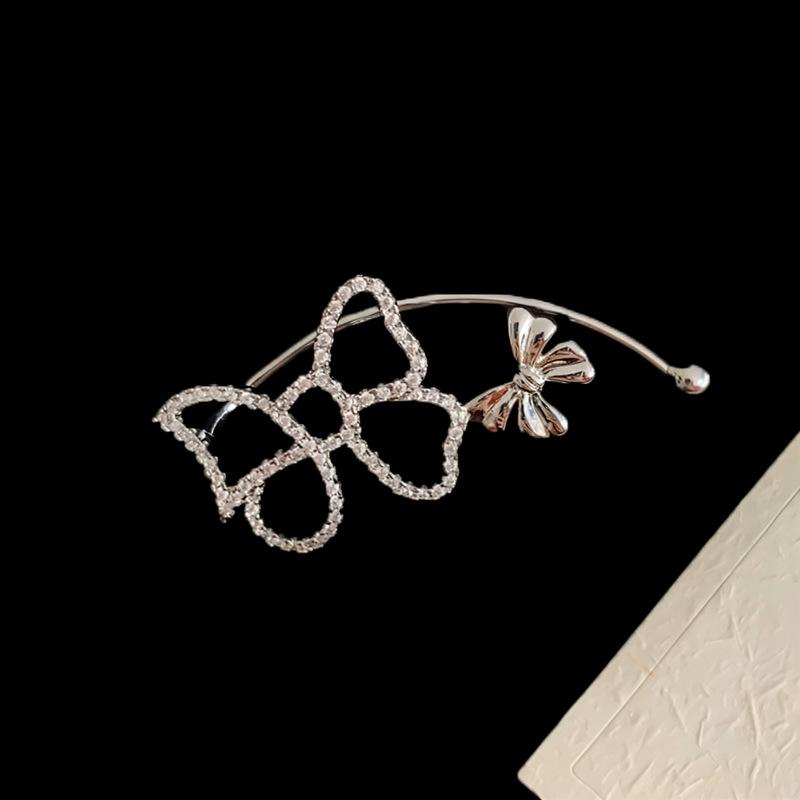 Sparkling Double Bow Ear Cuff: Elegant, Versatile, and Exquisite Women s Earring