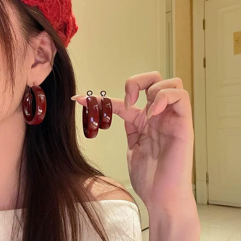 Ancola Silver Needle Red Heart Earrings – Fashionable, Luxurious & Elegant for Autumn/Winter 2025
