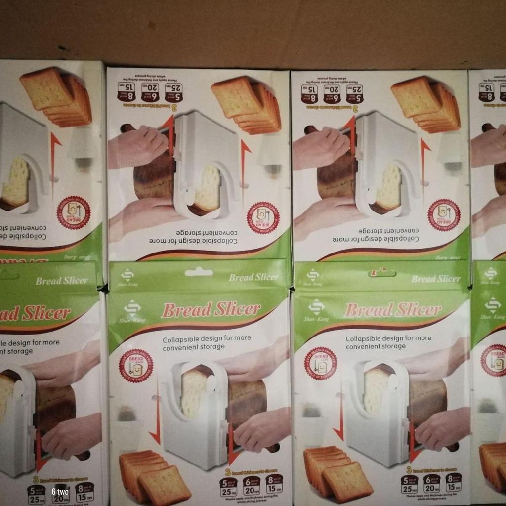 Bread Slicer Kitchen Tool - Toast Cutter & Slicing Rack