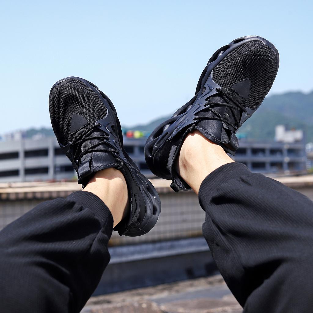 Men Indestructible Steel Toe Shoes  Fashion Non-slip Roofing Shoes Anti Piercing Safety Work Shoe Black Protective Boots