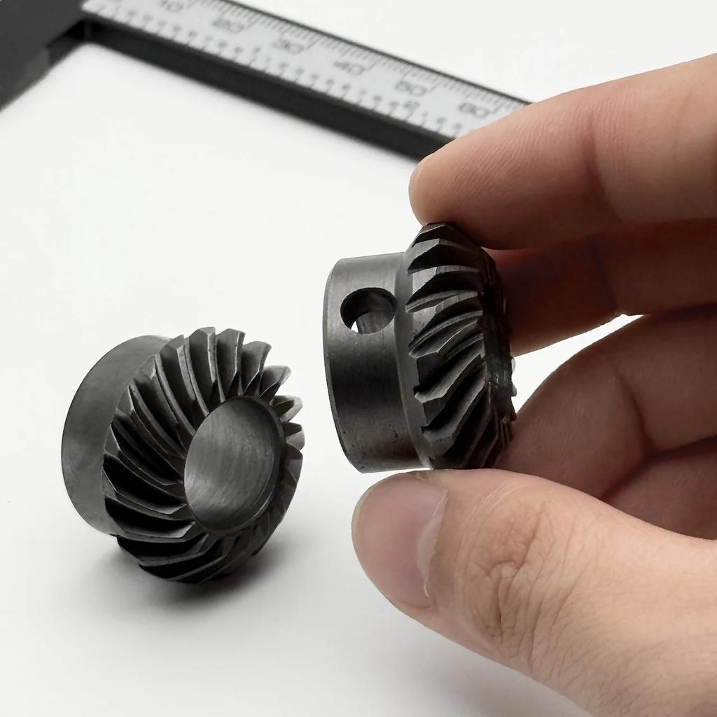 1.6M 19T Spiral Bevel Gear 1:1 90 Degree Rotation Model Gear Accessories (No Blackening Treatment)