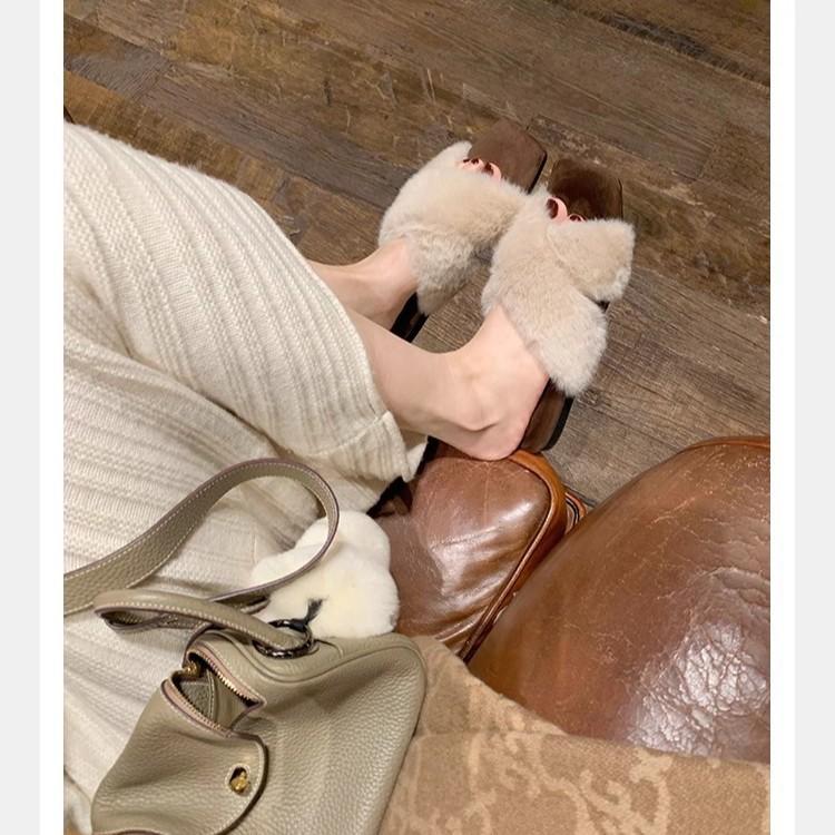 

Виноградная мать того же стиля, темпераментная квадратная голова с перекрестными ремешками, ленивый универсальный леопардовый принт, носить пушистые тапочки для женщин осенью и в 38 бежевый