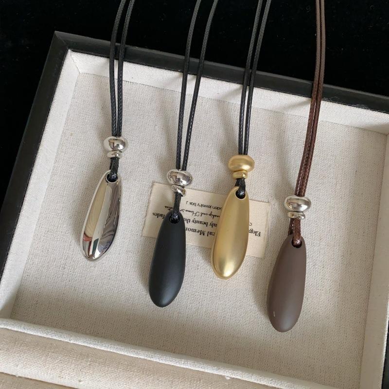 New Metal Long Water Drop Pendant Necklace for Women Girls Long Sweater Leather Rope Chain Fashion Jewelry Gifts