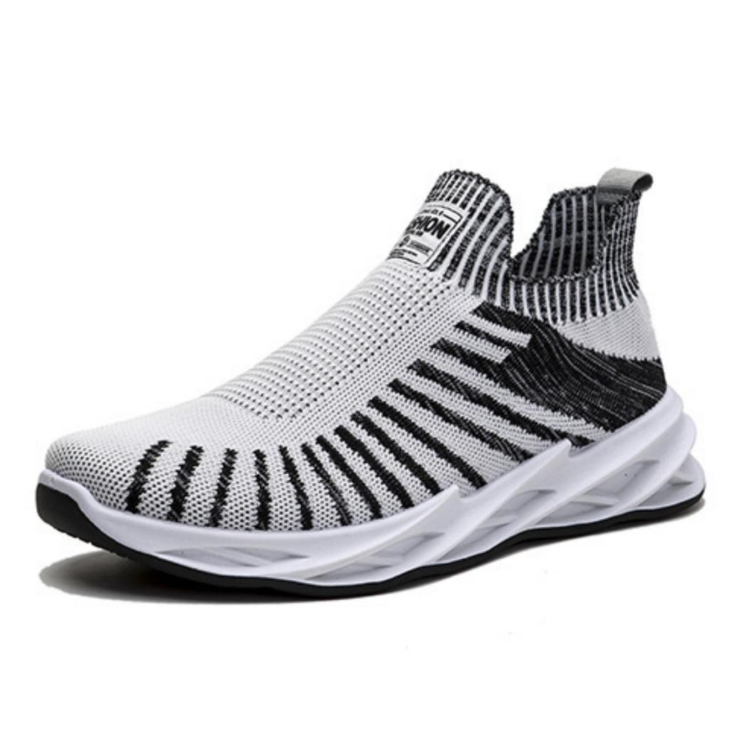 Large Size Men's Shoes New Medium-top Fly-woven Socks Trendy Shoes Men Lazy Breathable Blade Shoes Men