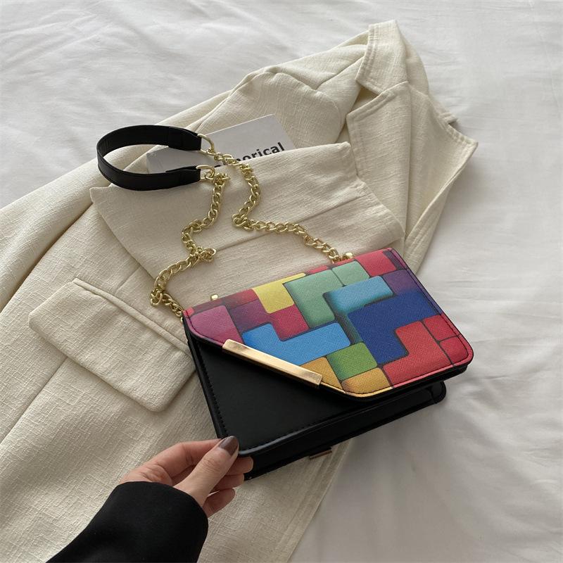 

Simple personality simple casual portable fashion trend spring 2024 new messenger bag simple fashion small square bag чёрный