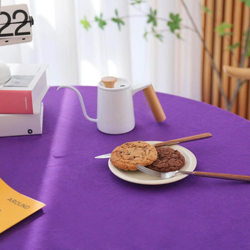 Maple Cotton Tablecloth Side Tablecloth L (140cmx140cm) Autumn Brick