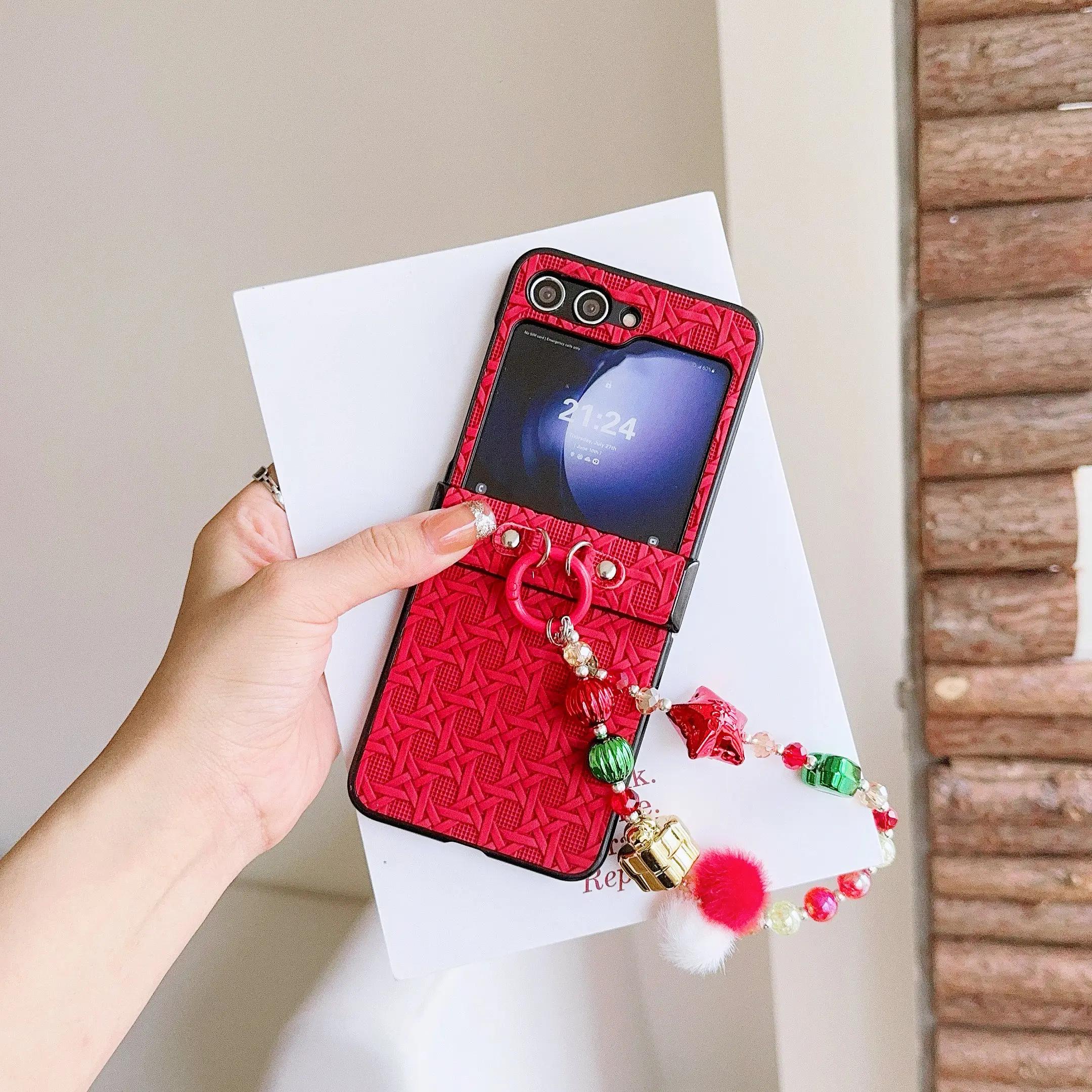 

Блестящий Глиттер Рождество Красочный Браслет-Ремешок из Бусин на Запястье Чехол из ПУ Кожи для Телефона Samsung Galaxy Z Flip 6 5 4 3 For Samsung Galaxy Z Flip6