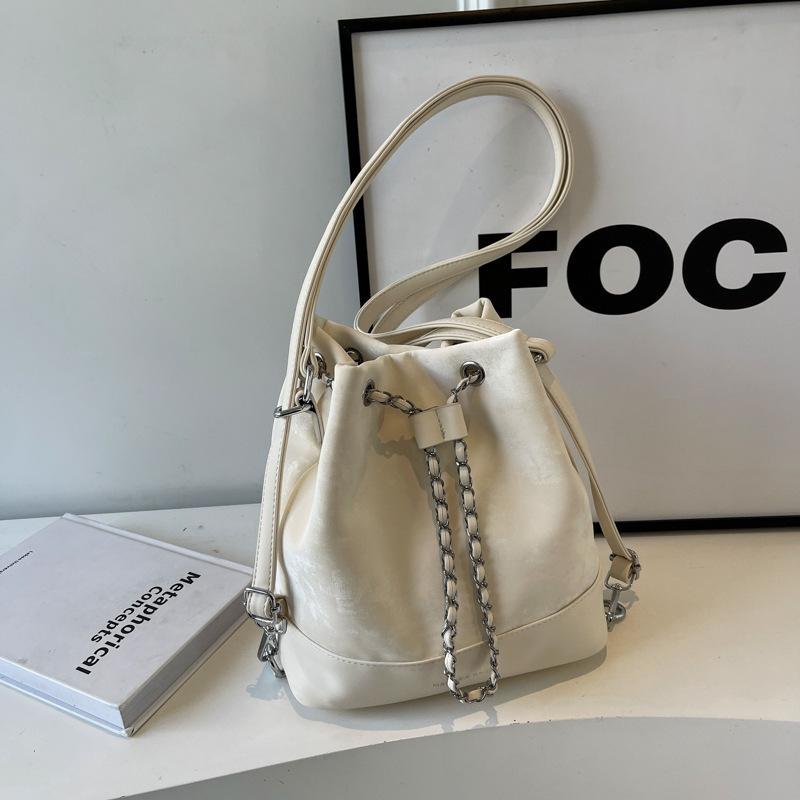 Bag Women's 2025 New PU Soft Surface Foreign Style Versatile Chain Shoulder Bag Temperament Versatile Backpack