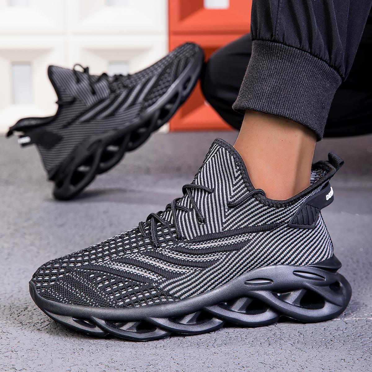 

Мужские кроссовки Легкие амортизирующие спортивные беговые кроссовки Удобная мягкая подошва Повседневная спортивная обувь Обувь для мужчин Хорошее качество 36 чёрный