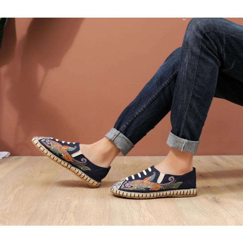 Chinese-style Embroidered Multi-layered Sole Cloth Shoes for Both Men and Women, Ethnic-style Embroidered Cloth Shoes