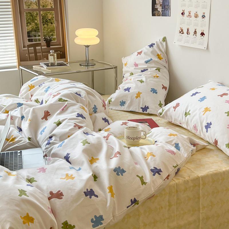 Ložní prádlo 4dílná sada: Prostěradlo a povlak na přikrývku, Jednolůžko do koleje, Jednoduchý styl