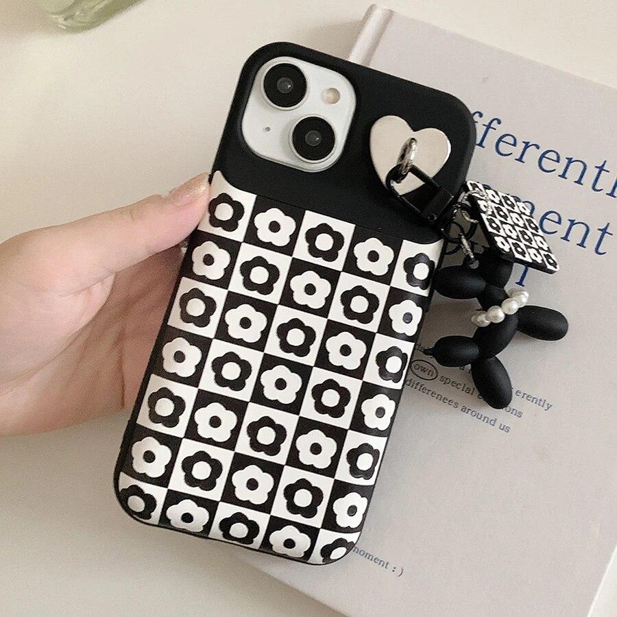 Black White Checkered Back Covers For iPhone 15 14 13 12 11 Pro Max Plus With Pendant Air Cushion Checkerboard Phone Cases New