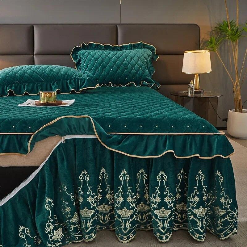 Colcha de cama de veludo europeia king size queen conjunto de luxo bordado saia de cama macia com 2 fronhas dropshipping