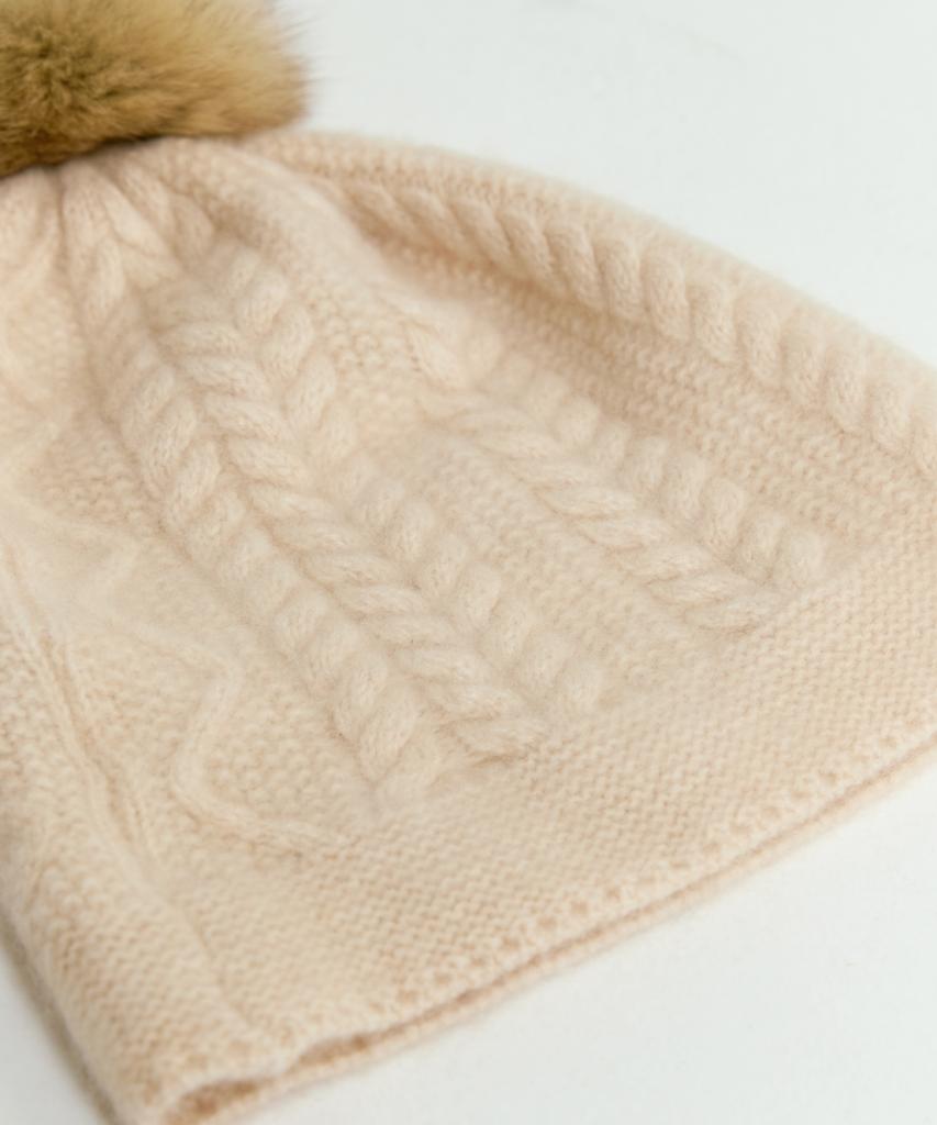 LEI AVERY Merino Wool Cable Pom-Pom Beanie (Beige)