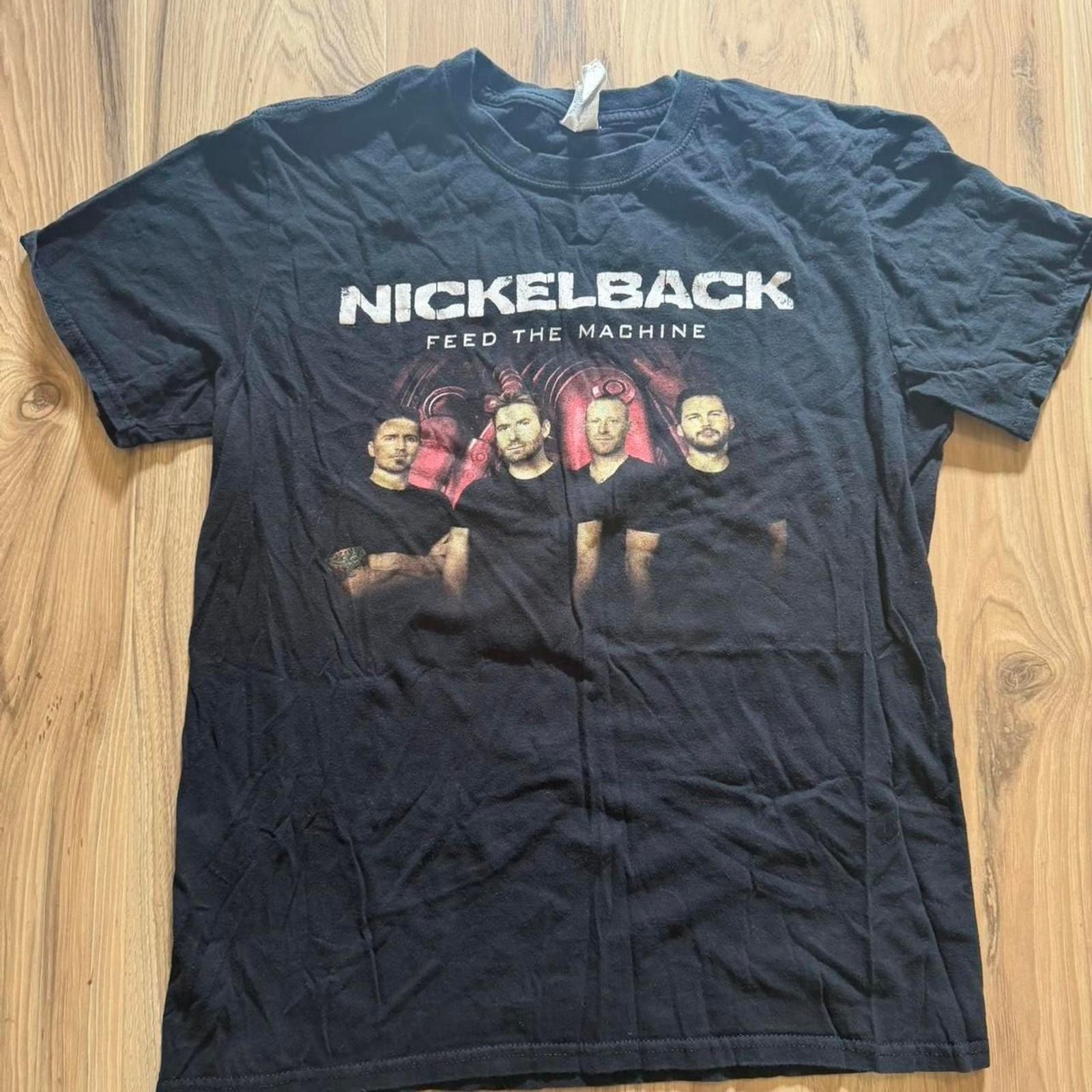 Nickelback Feed The Machine Tour 2017 Music band tee Graphic Size medium Unisex T-Shirt S
