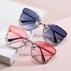 Large Frame Street Photography Diamond-set Sunglasses Fashionable Metal Womens Trendy Sunglasses